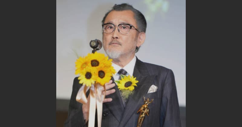 吉田鋼太郎、67歳で最年長受賞!紫綬褒章と同時受賞の快挙に「僕でいいんですか?」